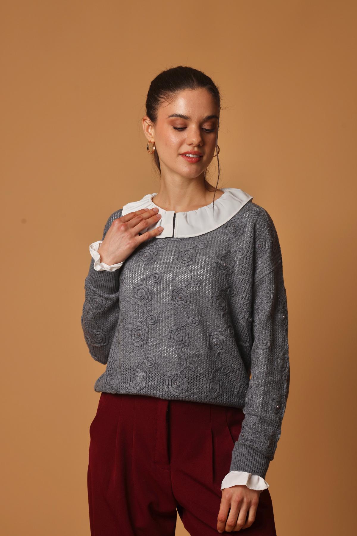 Sweater Flor Gris