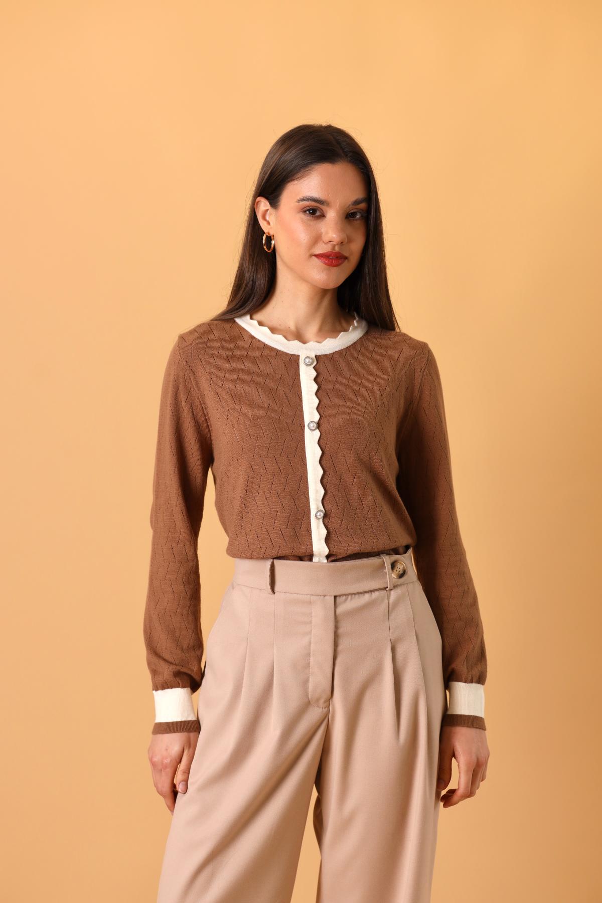 Sweater Majo Cafe