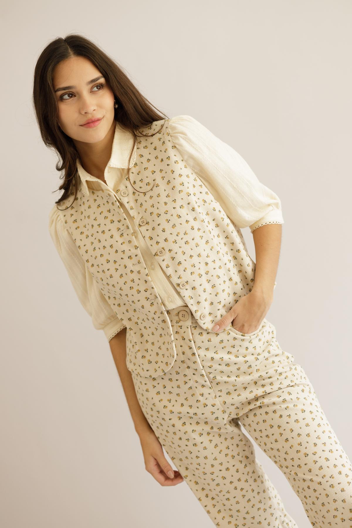 Chaleco Tina Flores_Crema