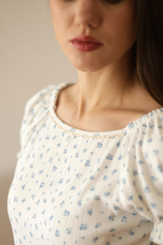 Top Calma Flores_azul