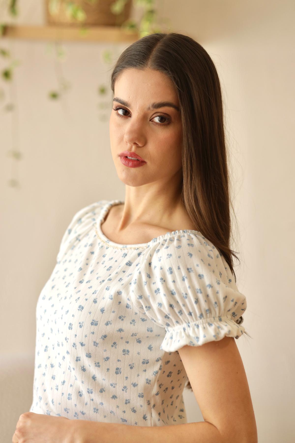 Top Calma Flores_azul