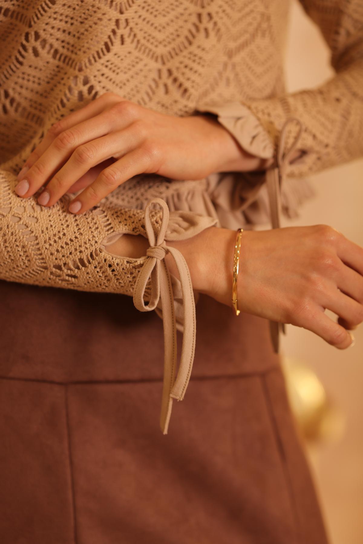 Sweater Cozy Camel