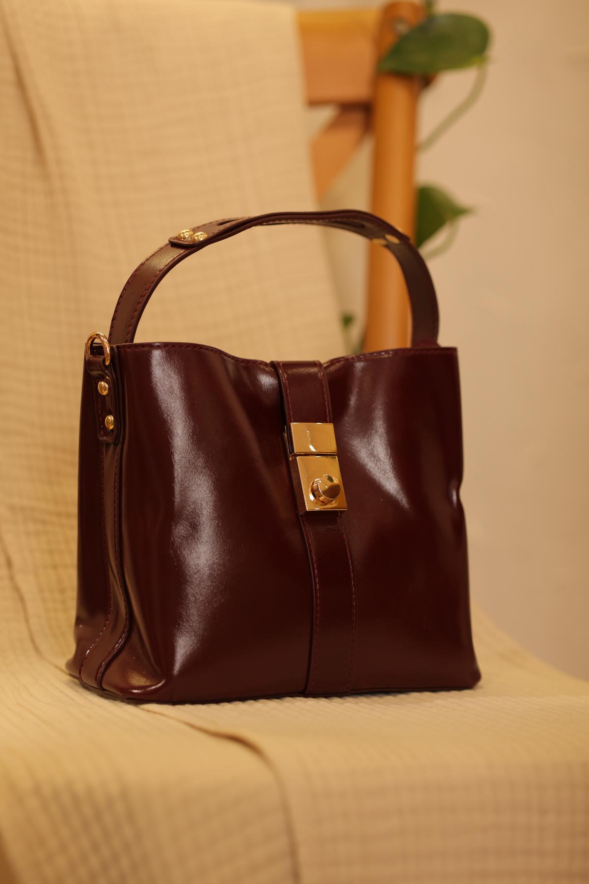Cartera Daily Burgundy